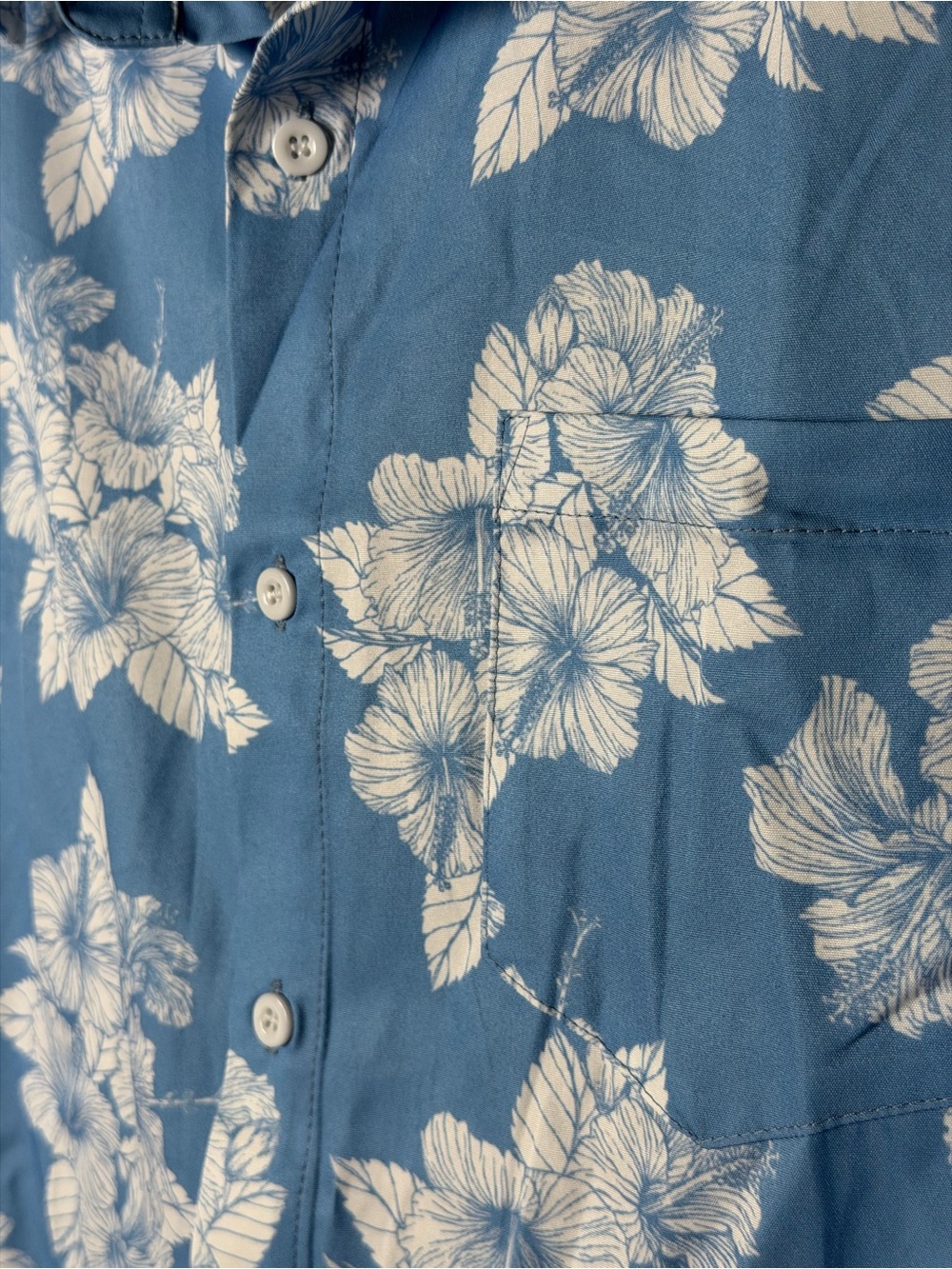 Casual Blue Floral Short-Sleeve Button-Down Shirt -Medium - Picture 7 of 16